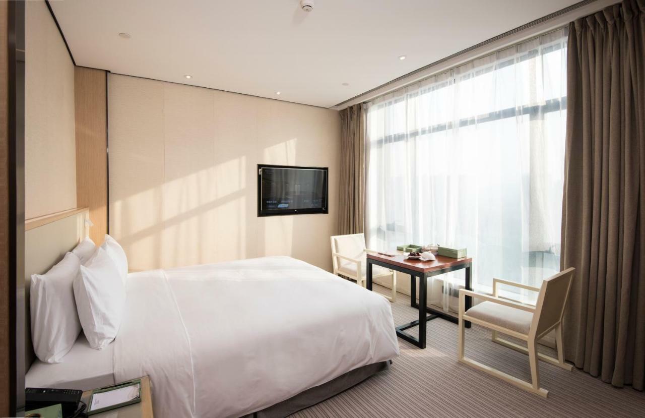 Virtuous World Hotel Fosan Kültér fotó