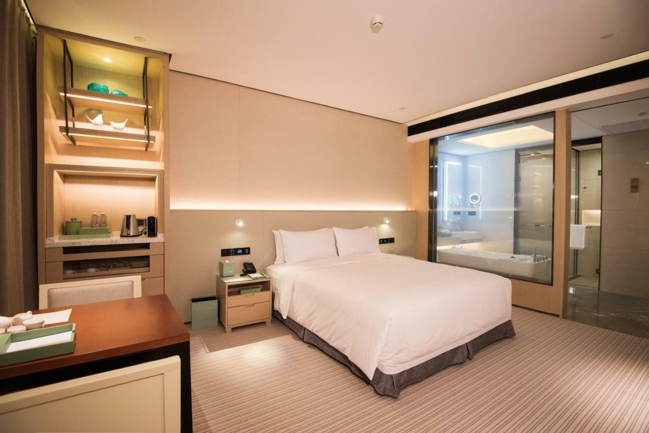 Virtuous World Hotel Fosan Kültér fotó