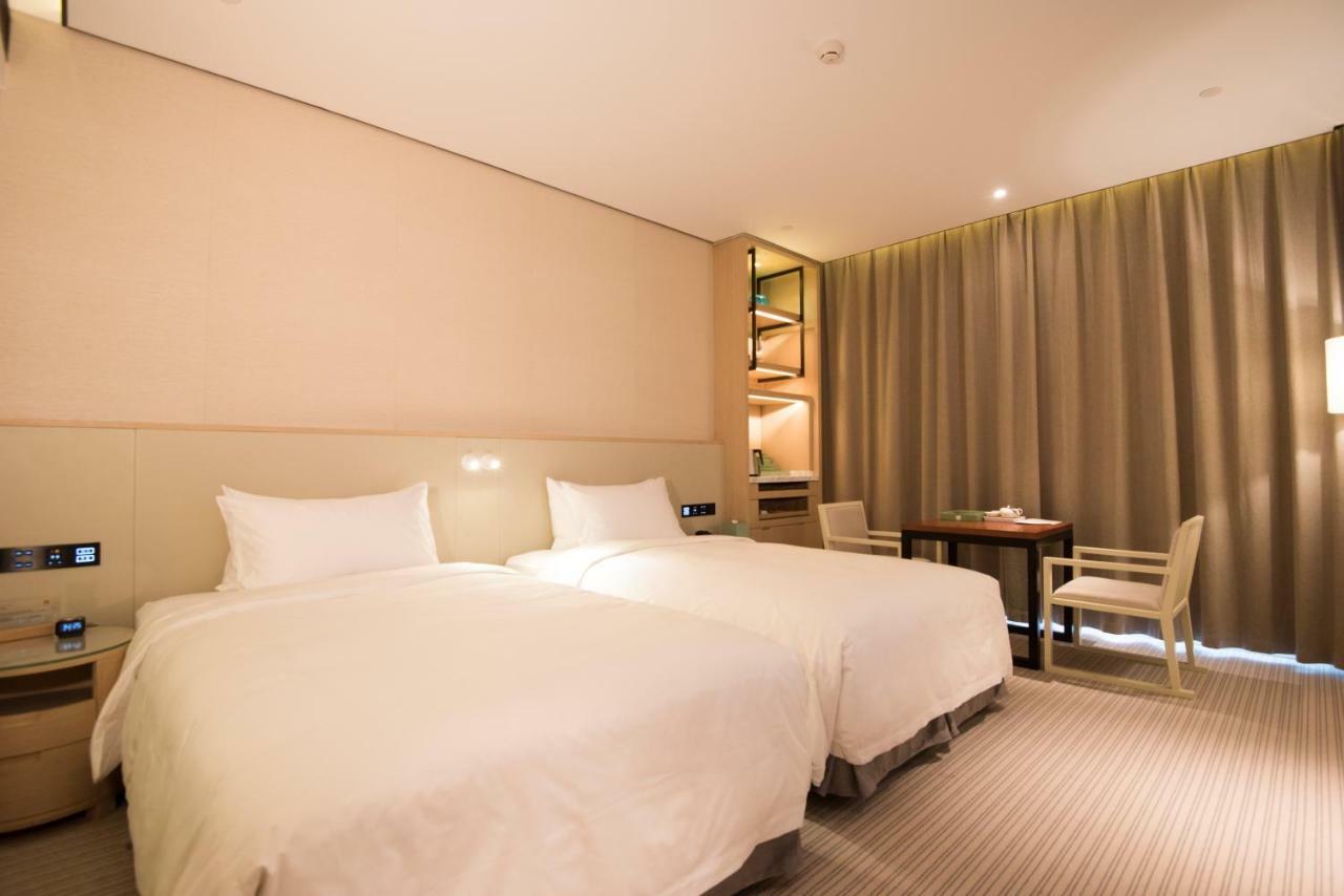 Virtuous World Hotel Fosan Kültér fotó
